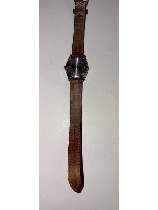 Vintage Women’s Seiko Quartz Watch Dial Date Thrashed Brn leather strap READ